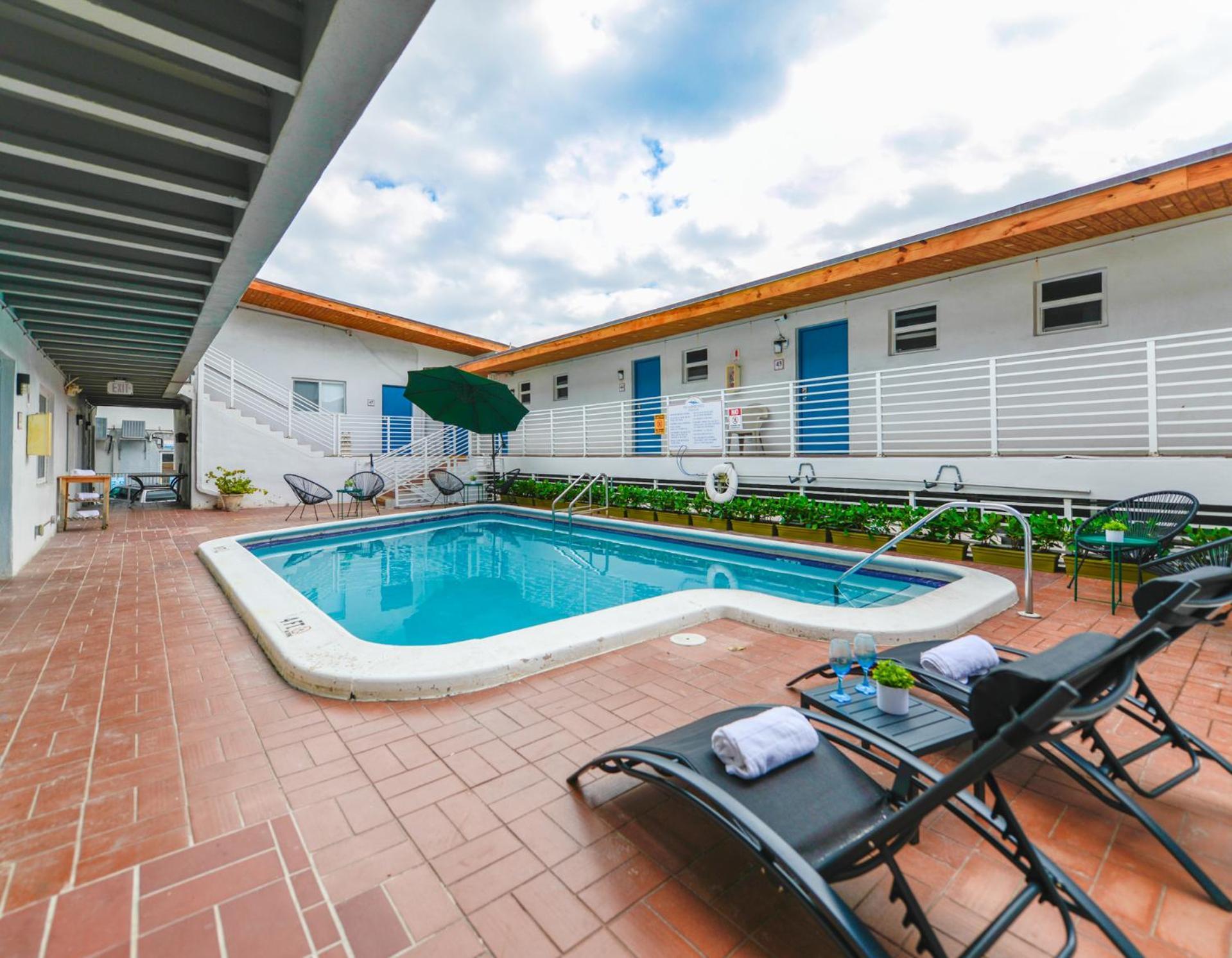 Outstanding Oceanfront Unit With Parking&Pool - M36 Apartment Hollywood Exterior photo